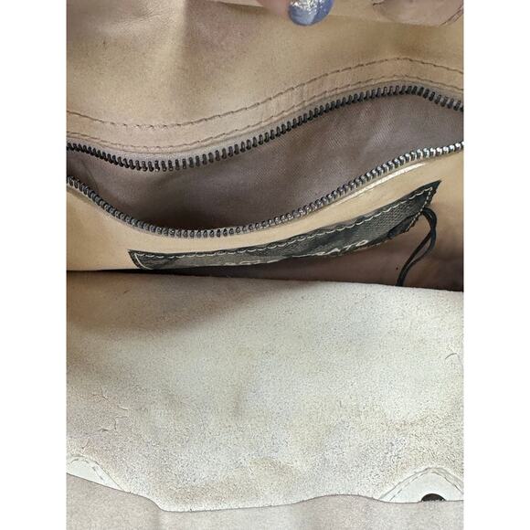 GIORGIO BRATO Beige Leather Studded Tote Bag - Picture 14 of 16